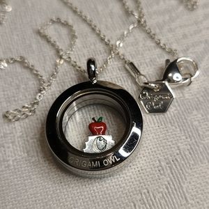 Origami owl necklace